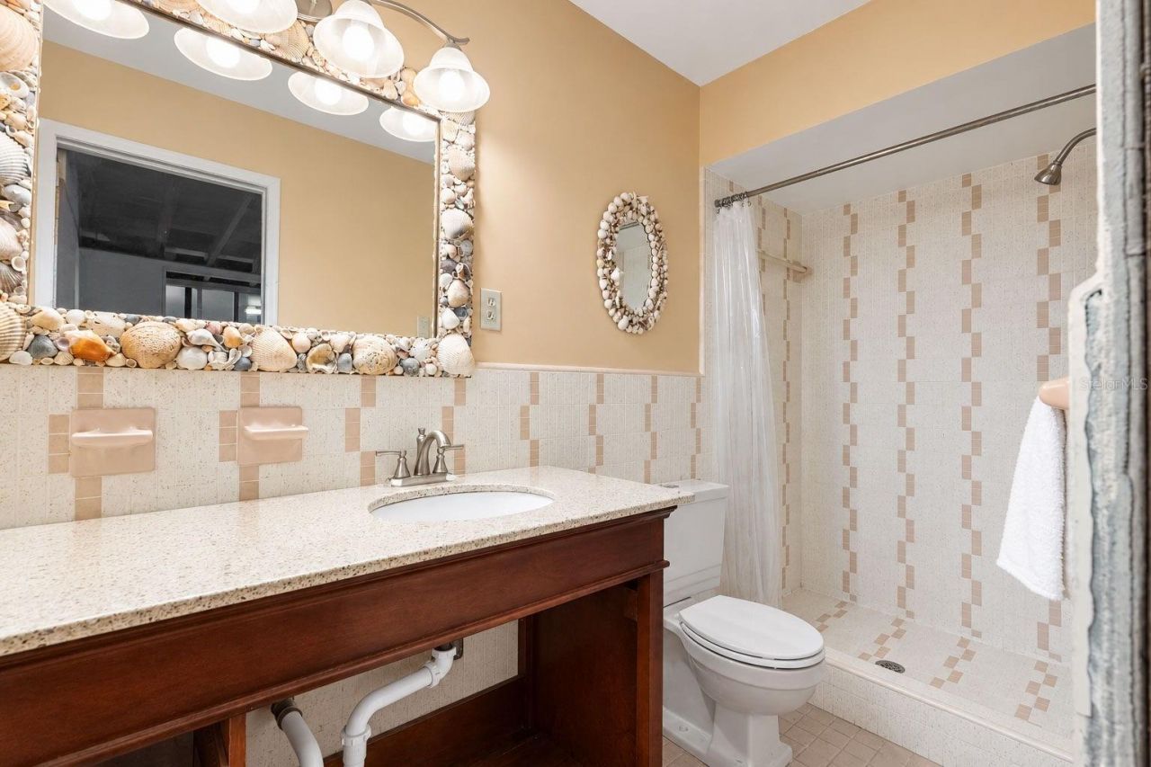 600 Shore Drive E, Oldsmar, FL 34677 Photo