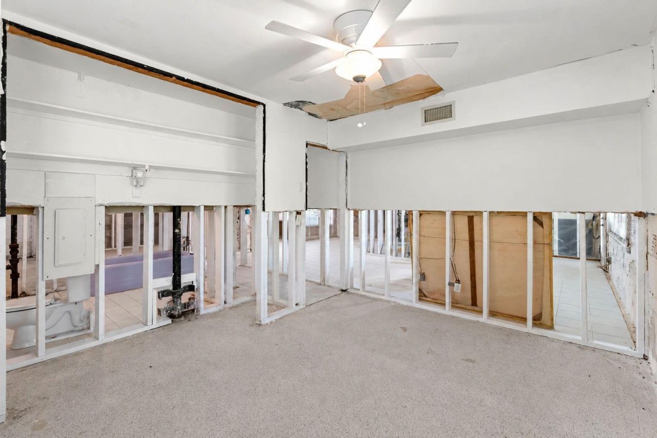 600 Shore Drive E, Oldsmar, FL 34677 Photo