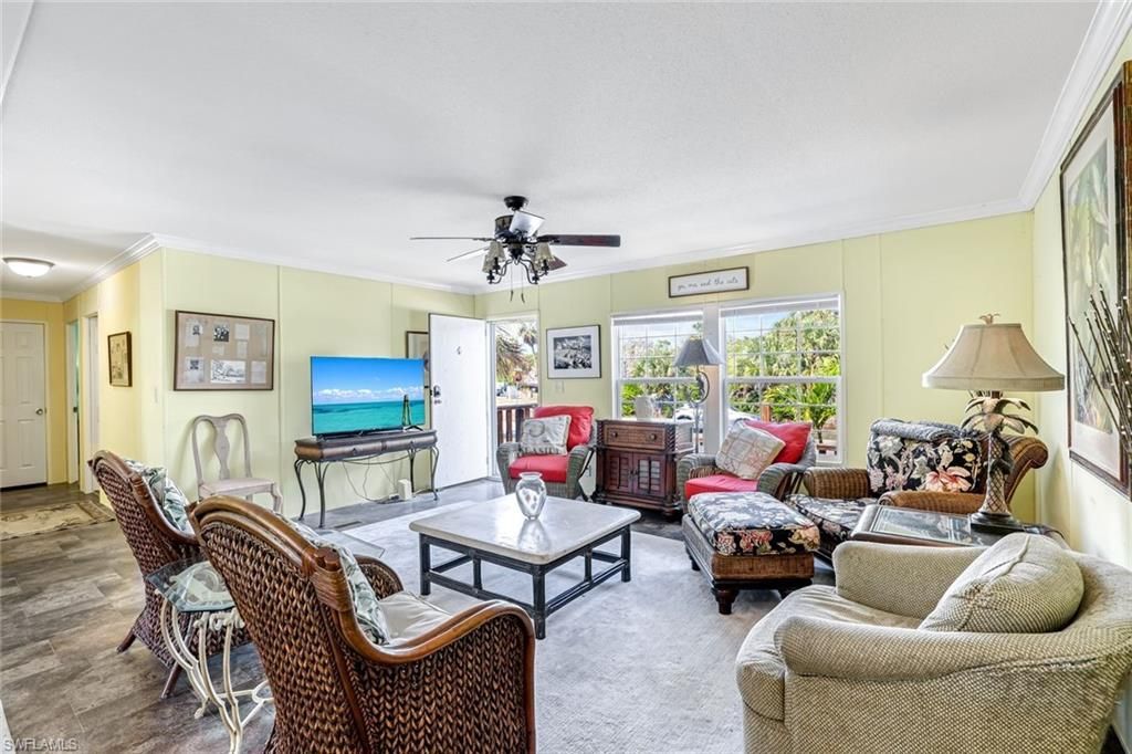 610 Sunset Dr , Goodland, FL 34140 Photo