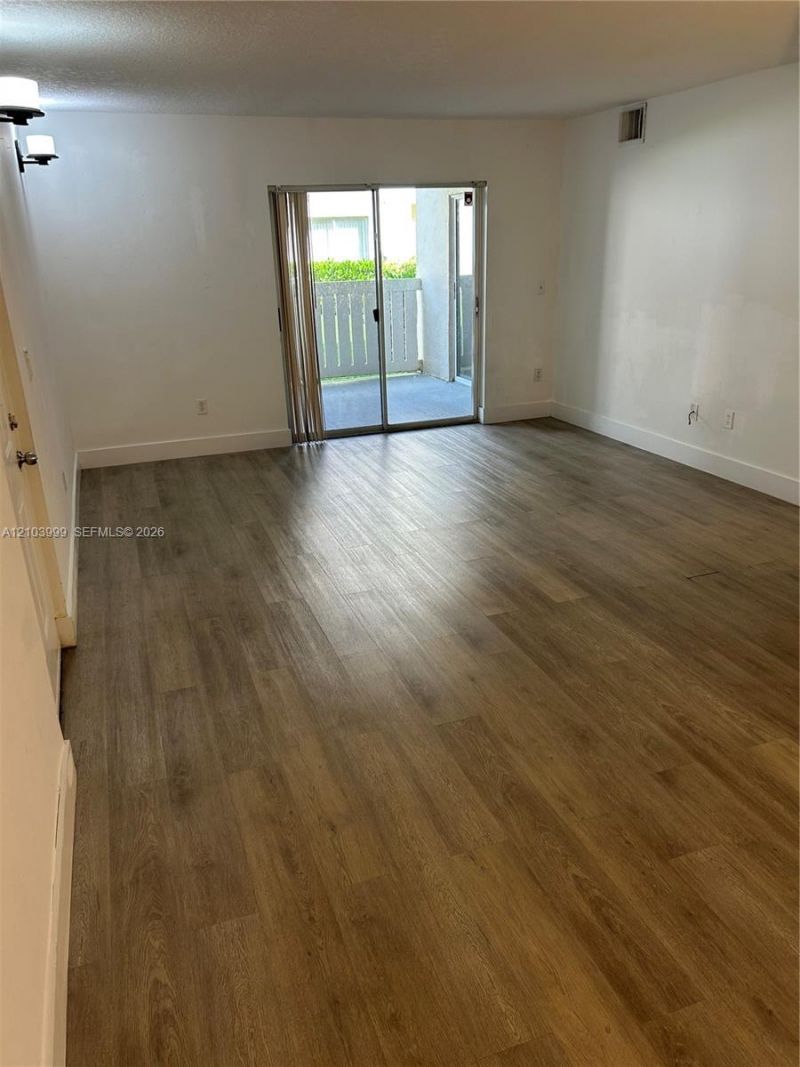 18870 NW 57th Ave, Unit 104, Hialeah, FL 33015 Photo