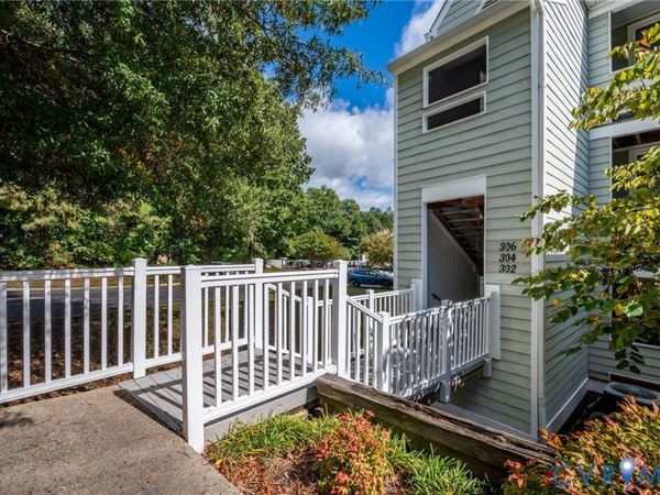 304 Water Pointe Lane , Chesterfield, VA 23112