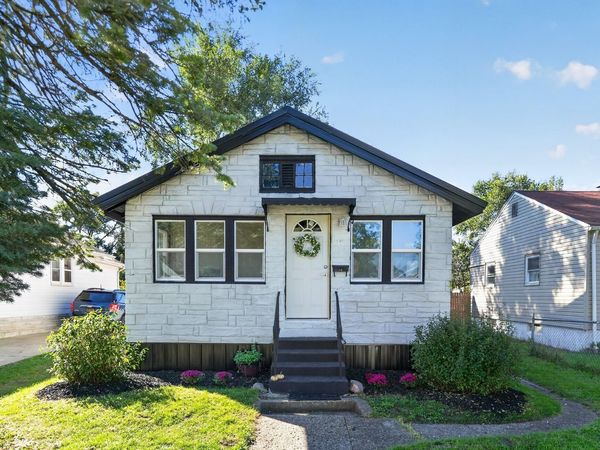 709 Dundee Street , South Bend, IN 46619
