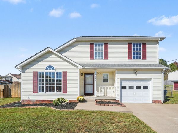 2483 Elkmont Dr , Clarksville, TN 37040