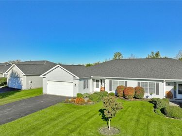 328 Walker Drive, Canandaigua, NY 14424
