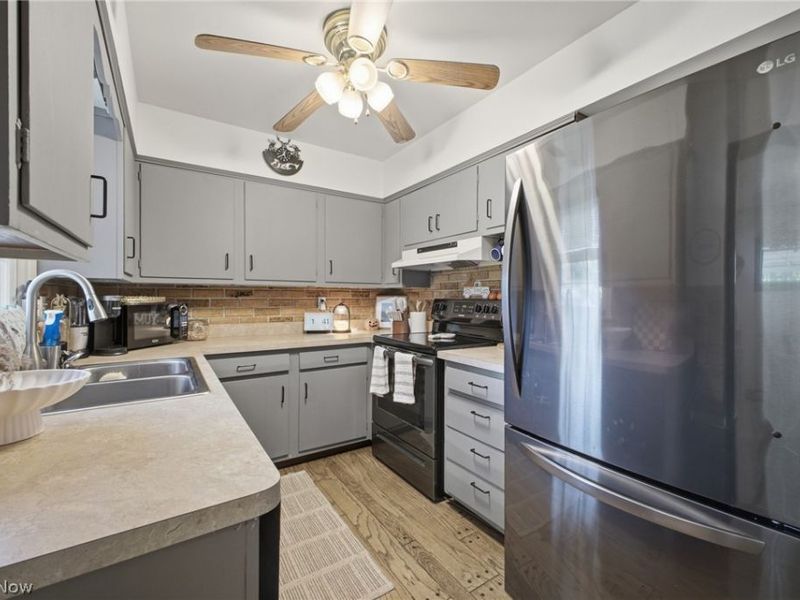 3940 Loma Vista Drive, Boardman, OH 44511 Photo 7
