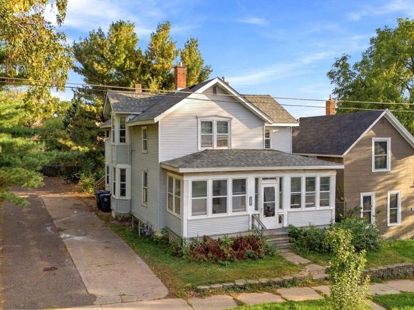 696 5th Street E, Saint Paul, MN 55106