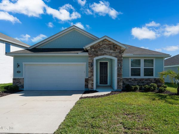 1045 PANTHER LAKE Parkway, Jacksonville, FL 32221