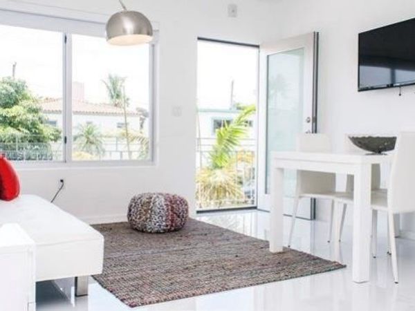 801 15th St , Unit 208, Miami Beach, FL 33139