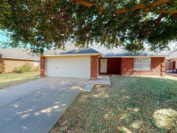 1402 Calais Court, Euless, TX 76040