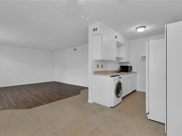 4617 Bayshore DR , Unit H5, NAPLES, FL 34112