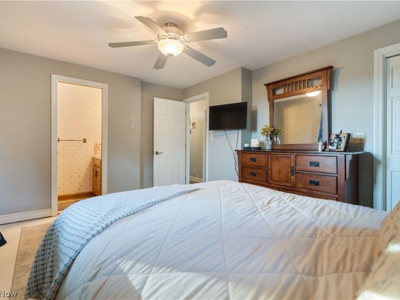 6468 Yost Street NW, Canton, OH 44718 Photo 19