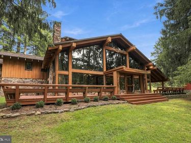 2623 PANTHER VALLEY ROAD, POTTSVILLE, PA 17901