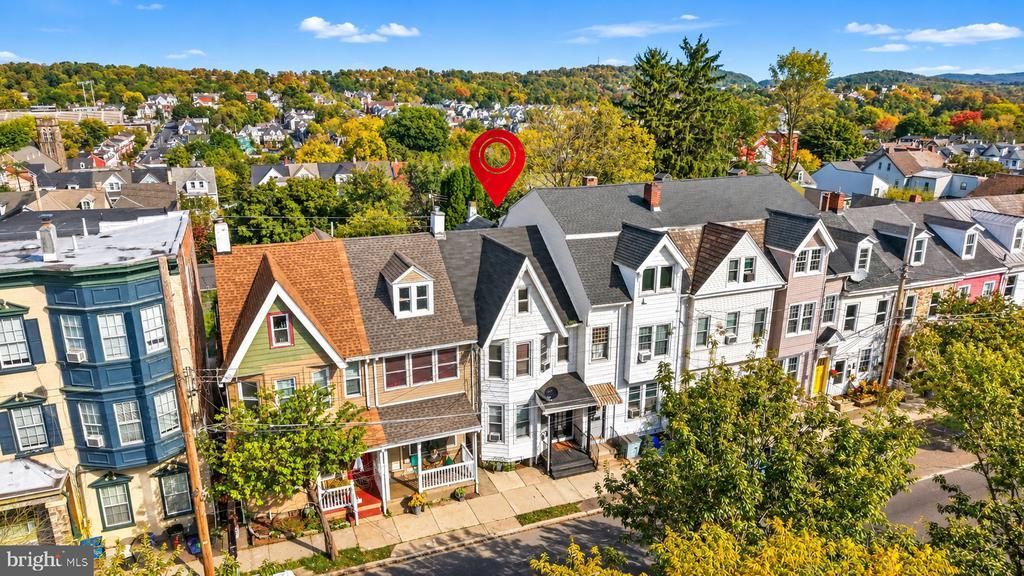 1039 WASHINGTON STREET , EASTON, PA 18042