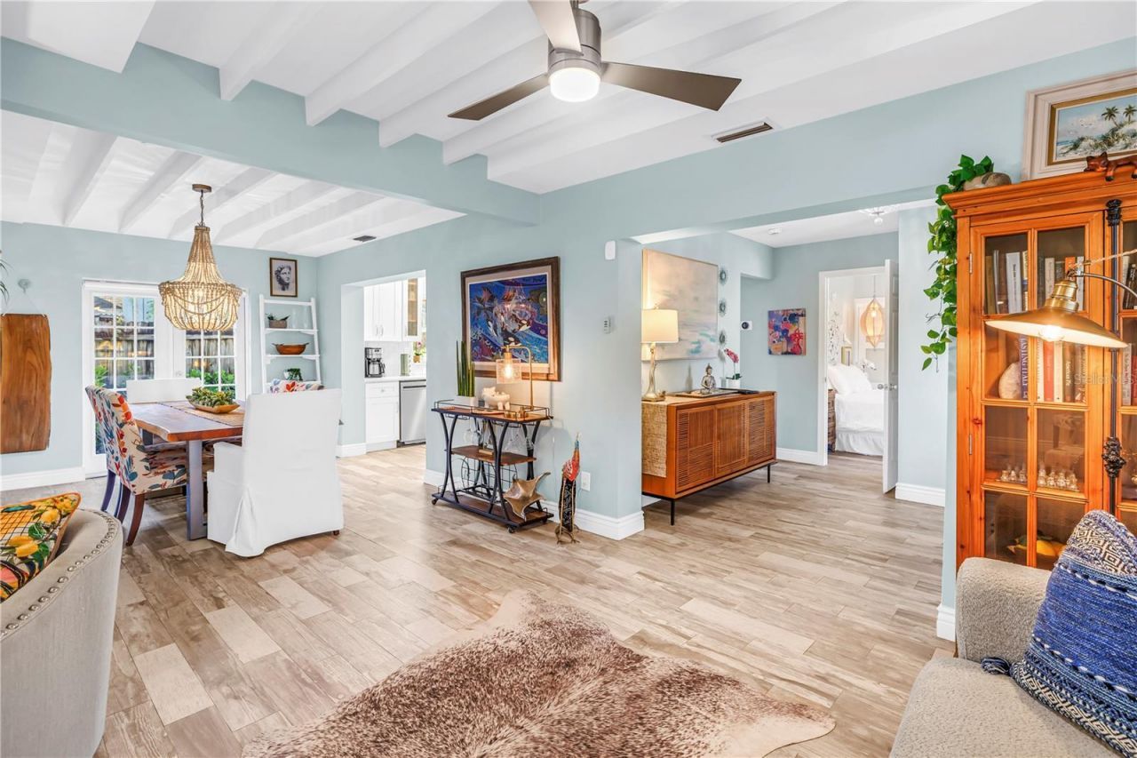 844 Patterson Drive, Sarasota, FL 34234 Photo