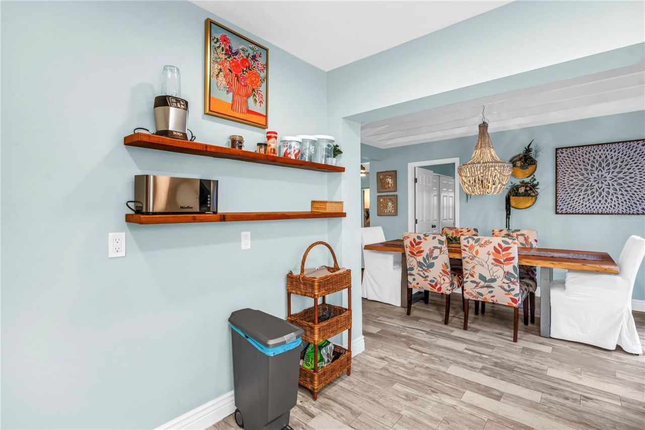 844 Patterson Drive, Sarasota, FL 34234 Photo