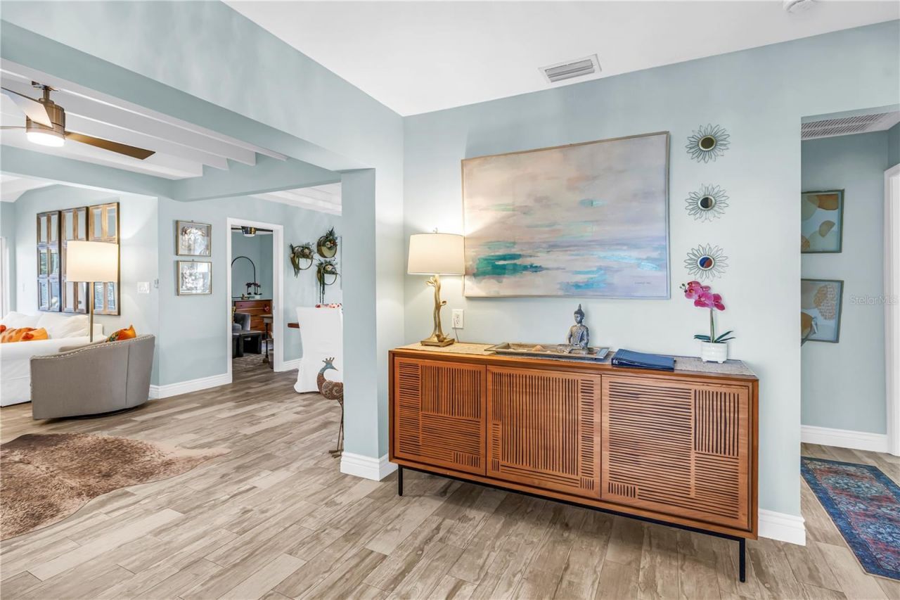 844 Patterson Drive, Sarasota, FL 34234 Photo