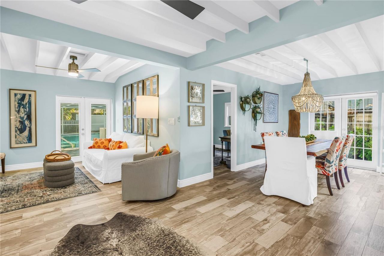 844 Patterson Drive, Sarasota, FL 34234 Photo