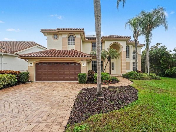 5111 QUEEN PALM TERRACE NE, ST PETERSBURG, FL 33703