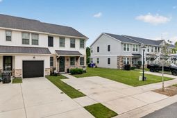 7808 Park Gate Drive photo 4