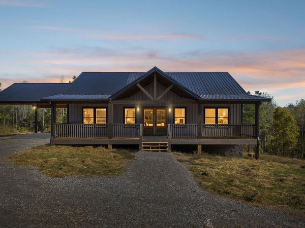 3385 Hwy 231, Erin, TN 37061