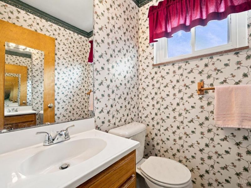 5137 Grossepointe Lane, Delhi Township, OH 45238 Photo 21