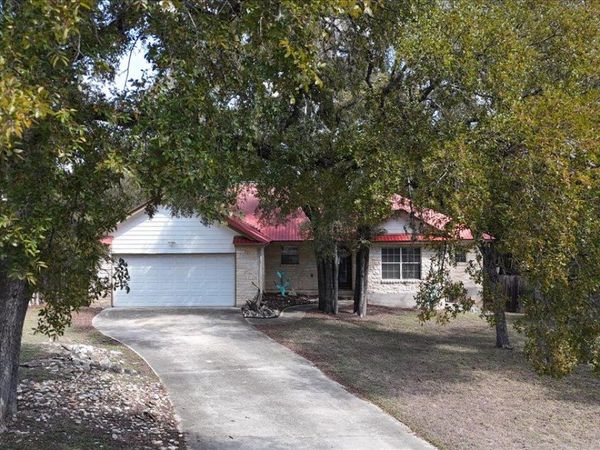3 Woodlark WAY, Wimberley, TX 78676