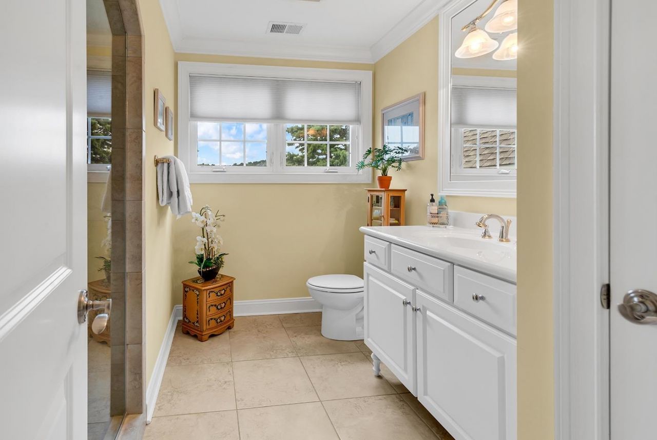 343 Huntington Lake Circle Photo 35