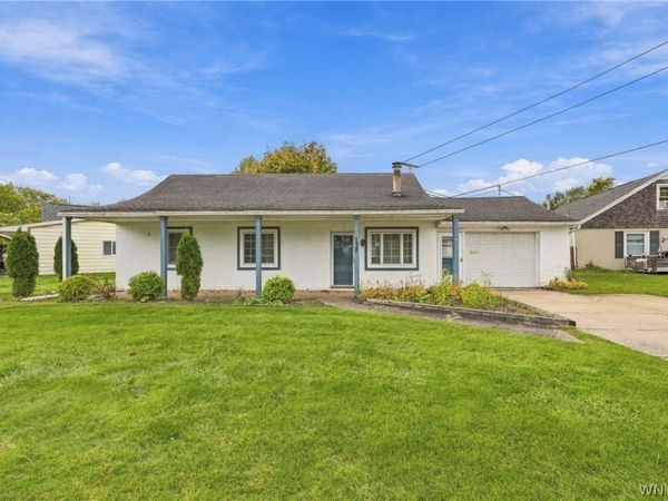 138 Louis Street , Buffalo, NY 14225