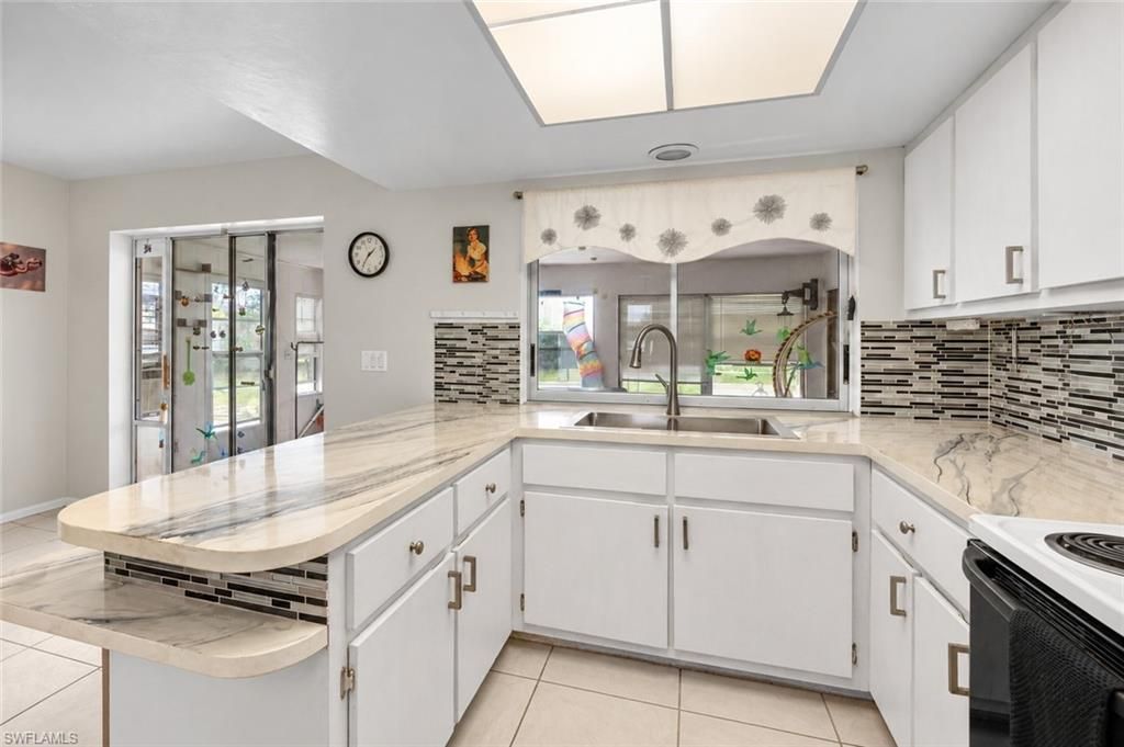 1204 SE 35th St , Cape Coral, FL 33904 Photo