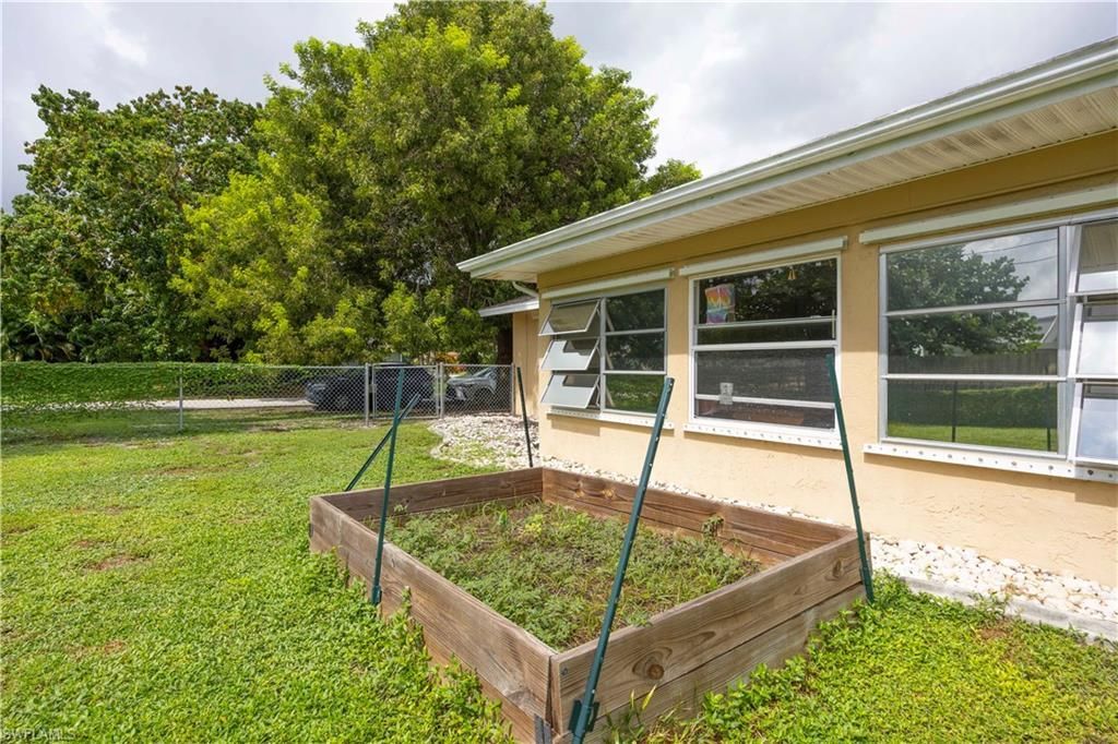 1204 SE 35th St , Cape Coral, FL 33904 Photo