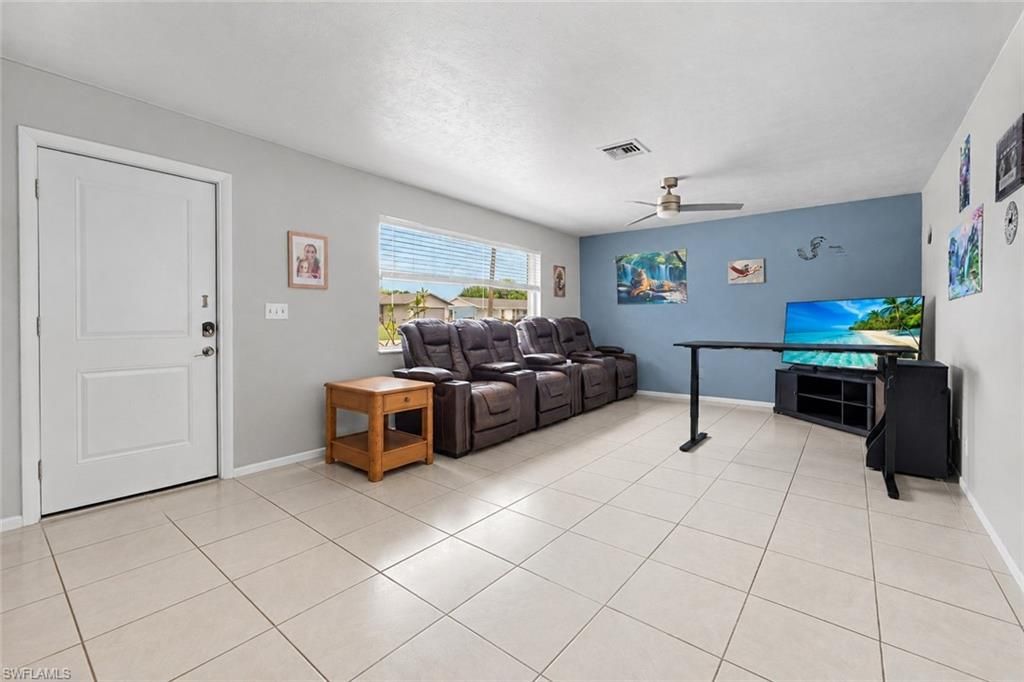 1204 SE 35th St , Cape Coral, FL 33904 Photo
