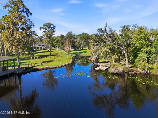 1811 OAK PARK Circle, Green Cove Springs, FL 32043