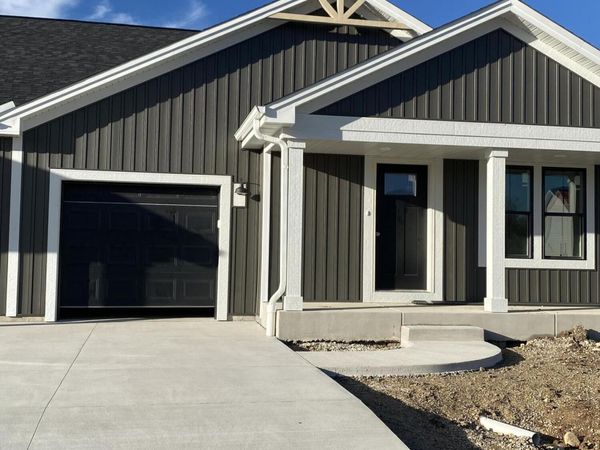 N162W21867 Poppy Rd, Jackson, WI 53037