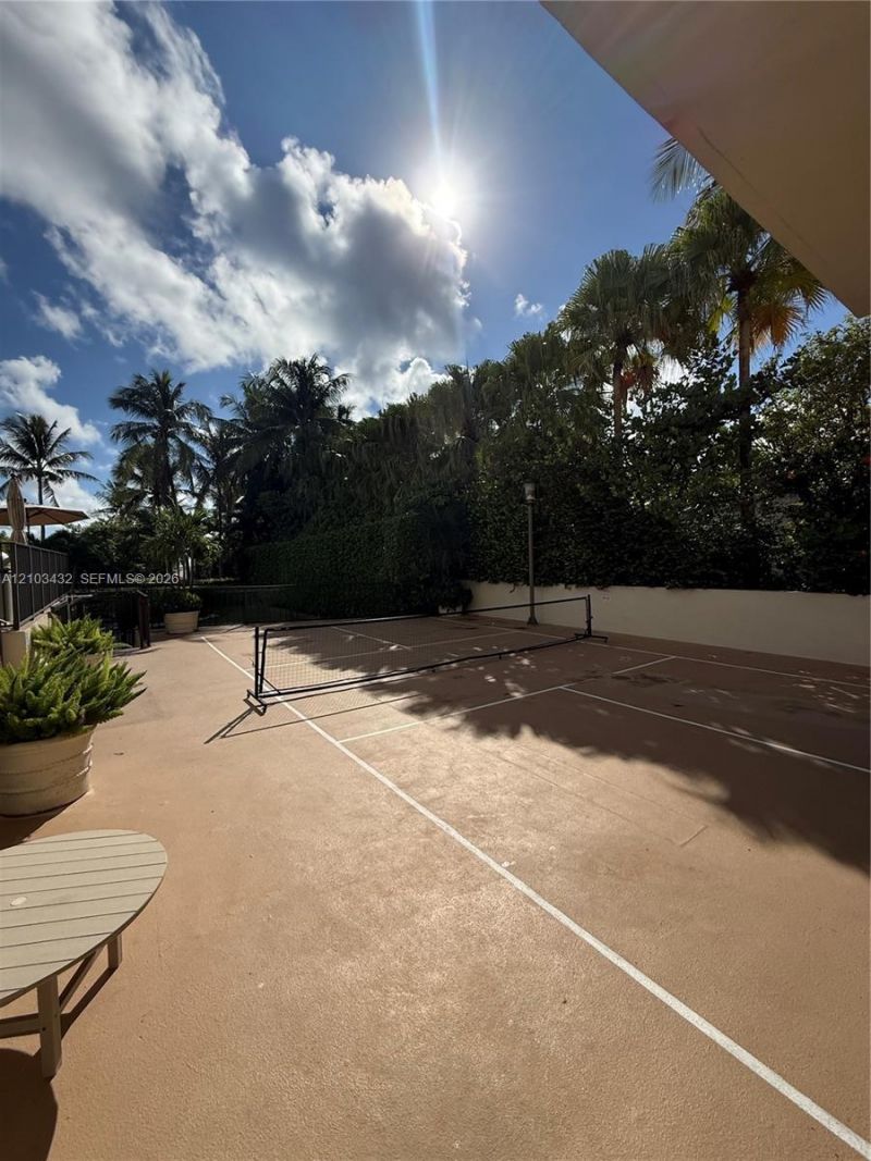 1621 Collins Ave , Unit 206, Miami Beach, FL 33139 Photo