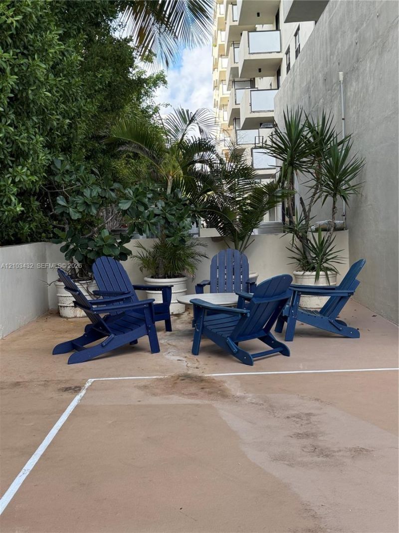 1621 Collins Ave , Unit 206, Miami Beach, FL 33139 Photo