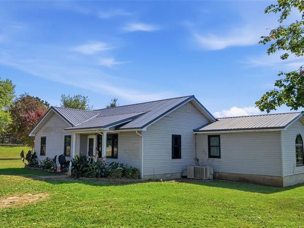 305 Woolsey Street , Mountain View, MO 65548