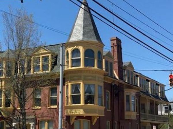 267 E MARKET STREET , UNIT 3W, YORK, PA 17403