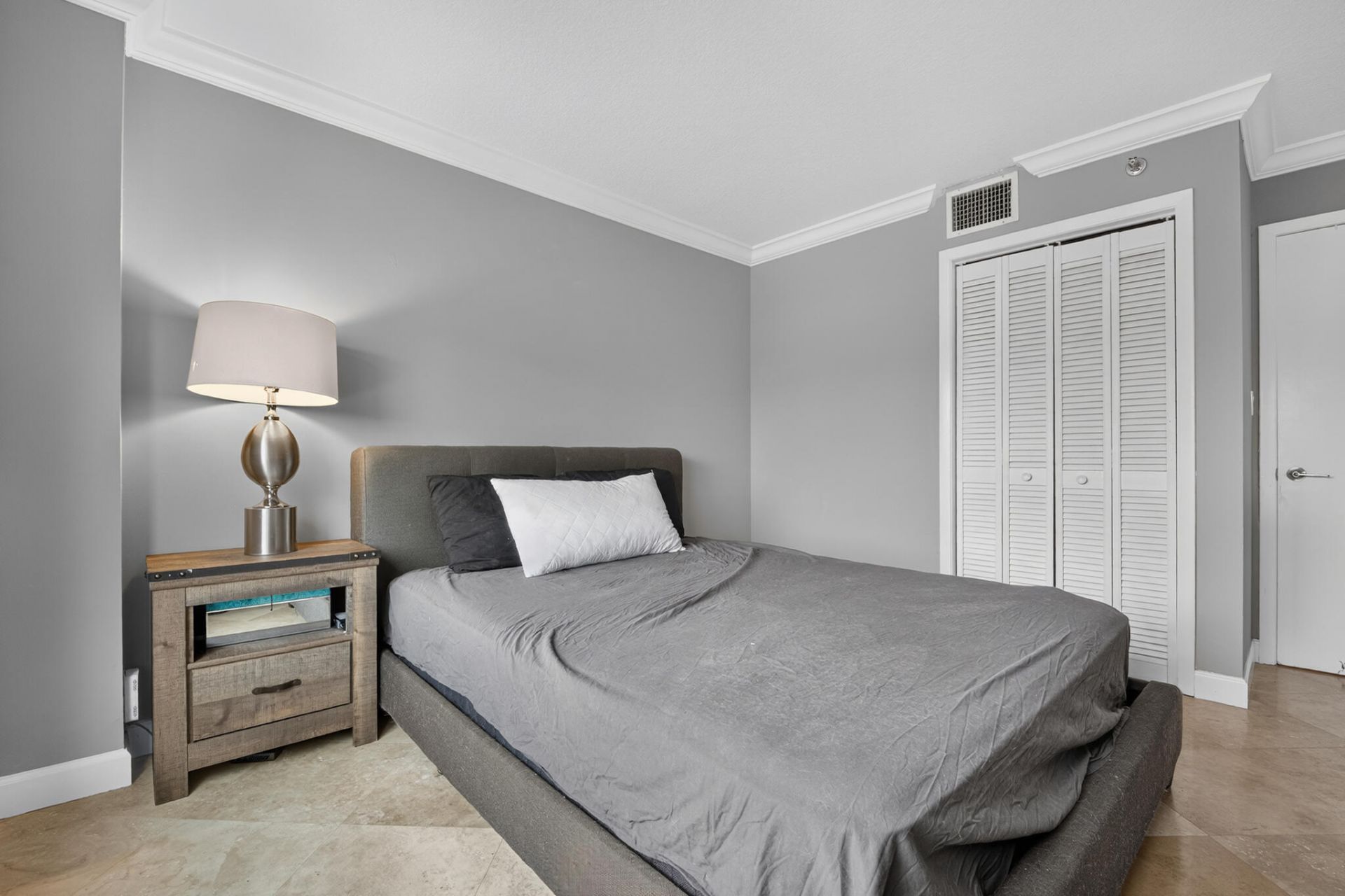 801 S Ocean Drive, Unit 307, Fort Pierce, FL 34949 Photo