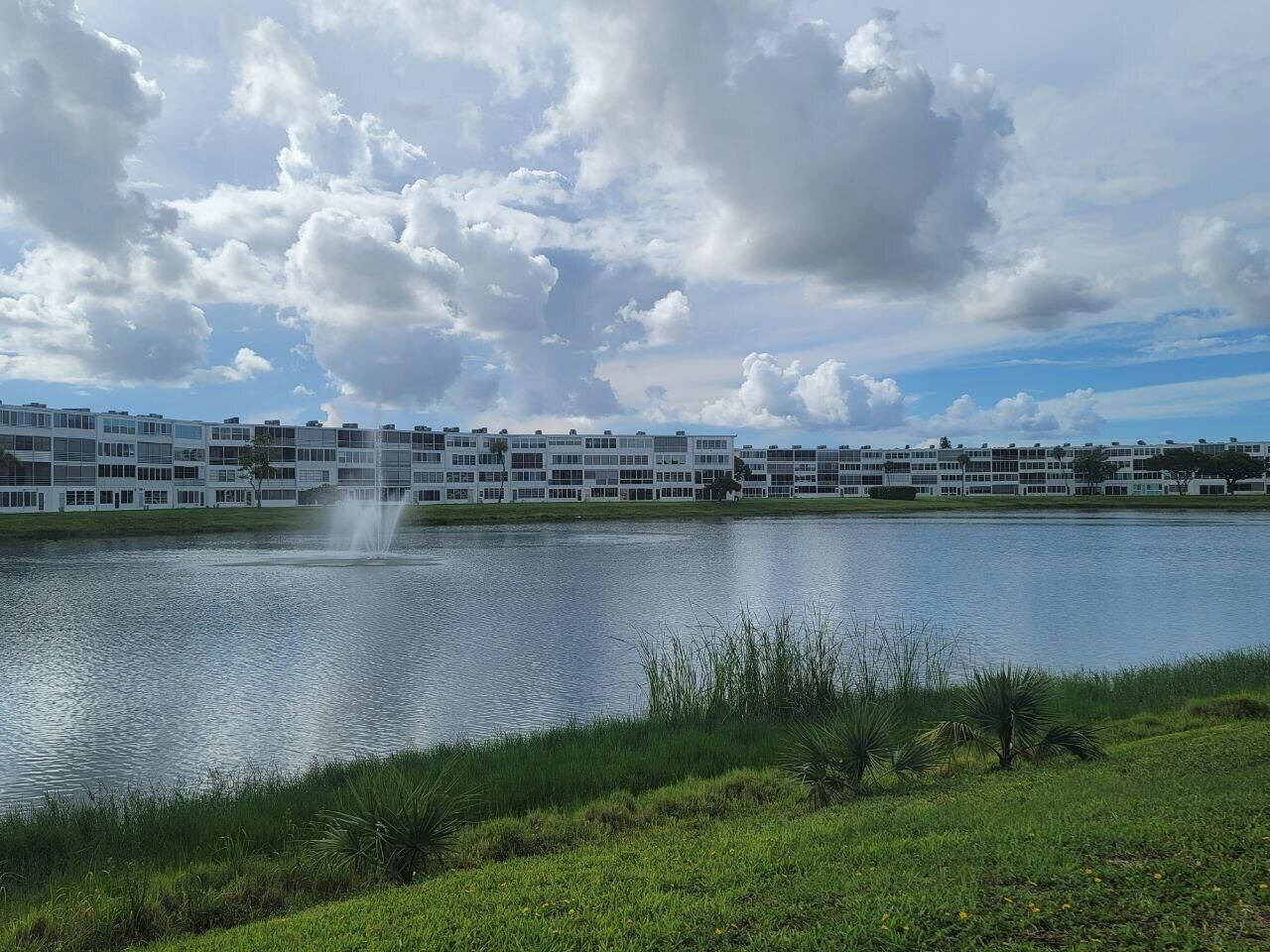 327 Chatham Chatham P, Unit 327, West Palm Beach, FL 33417 Photo