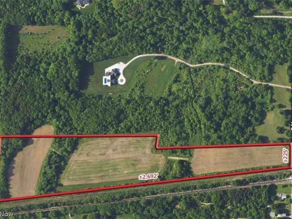 4366 S Hametown Road , Norton, OH 44203