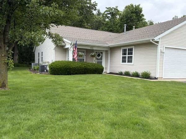 3345 Clear Vista Court NE, Grand Rapids, MI 49525