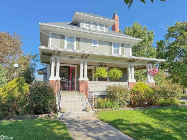420 Central Avenue E, Hampton, IA 50441