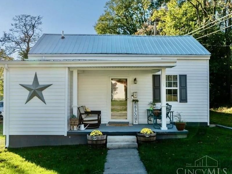 321 S East Street, Hillsboro, OH 45133 Photo 2