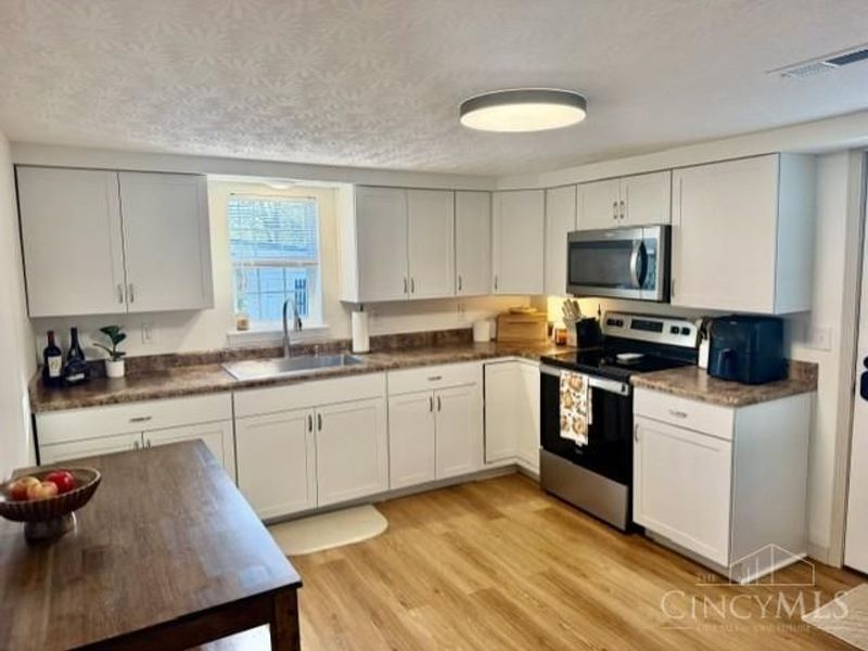 321 S East Street, Hillsboro, OH 45133 Photo 6