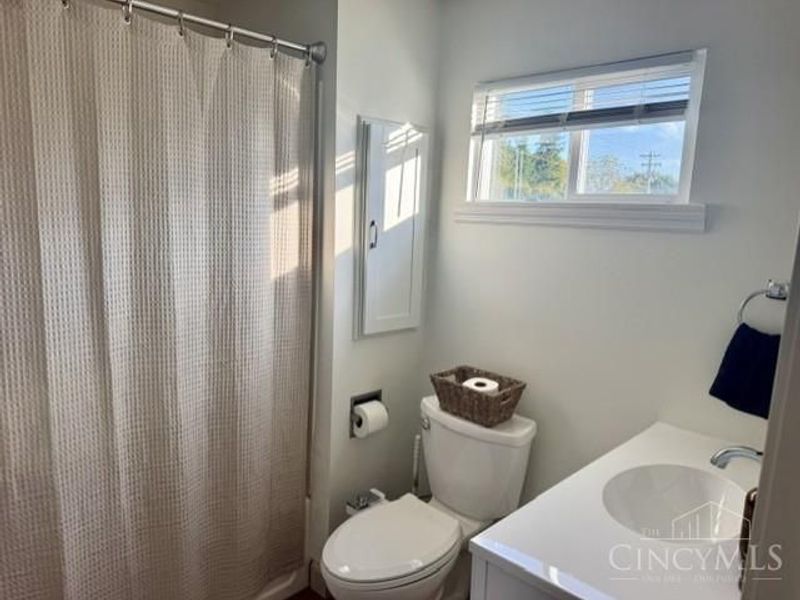 321 S East Street, Hillsboro, OH 45133 Photo 8