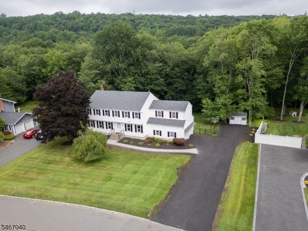 109 Meadowbrook Rd, Randolph, NJ 07869