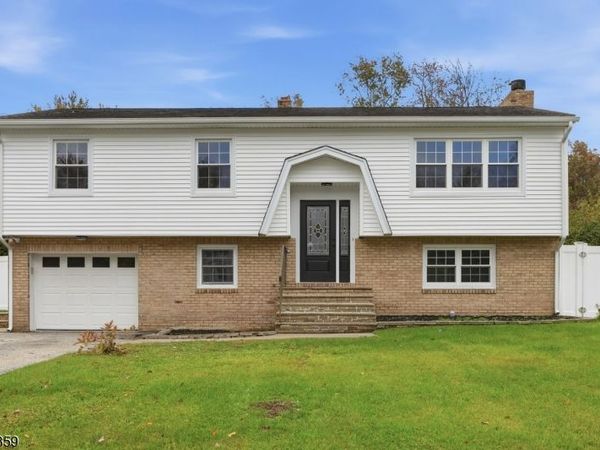 1 Sunset Ter, Vernon, NJ 07460