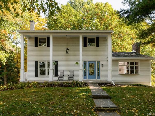 24 Knightridge Drive , Hyde Park, NY 12538