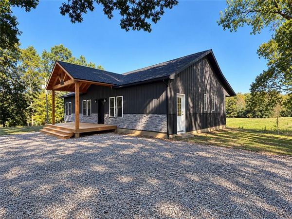 1025 SW 401st Road, Chilhowee, MO 64733