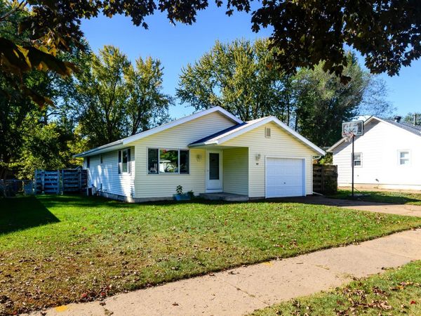 919 Fountain Street , Eau Claire, WI 54703